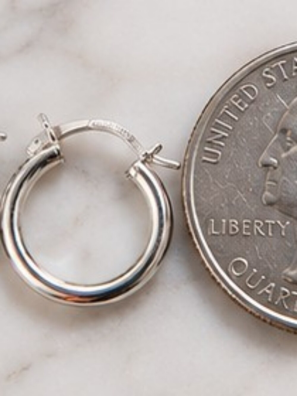 925 Italy Sterling Silver Small Hoop Earrings Classic Polished Minimalist Light - Picture 3 of 11